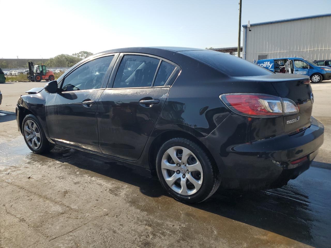 JM1BL1U78D1703472 2013 Mazda 3 I