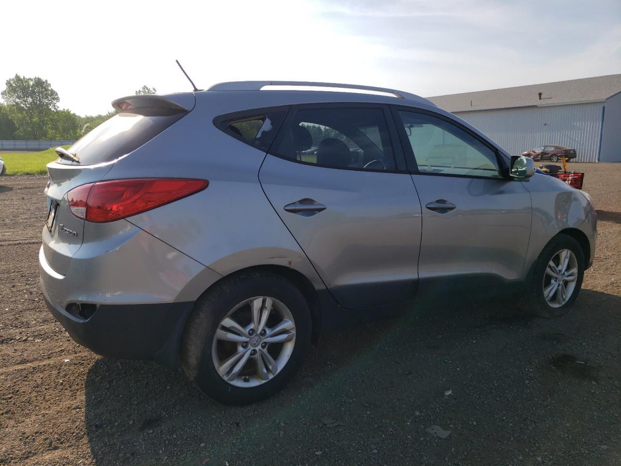 KM8JU3AC4BU264784 2011 Hyundai Tucson Gls