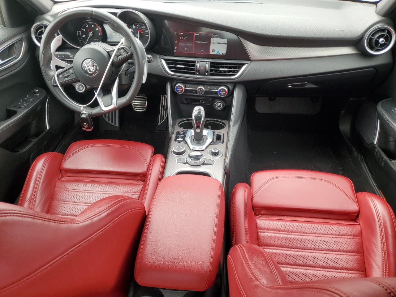 ZARFAMBN0N7664679 2022 Alfa Romeo Giulia Super