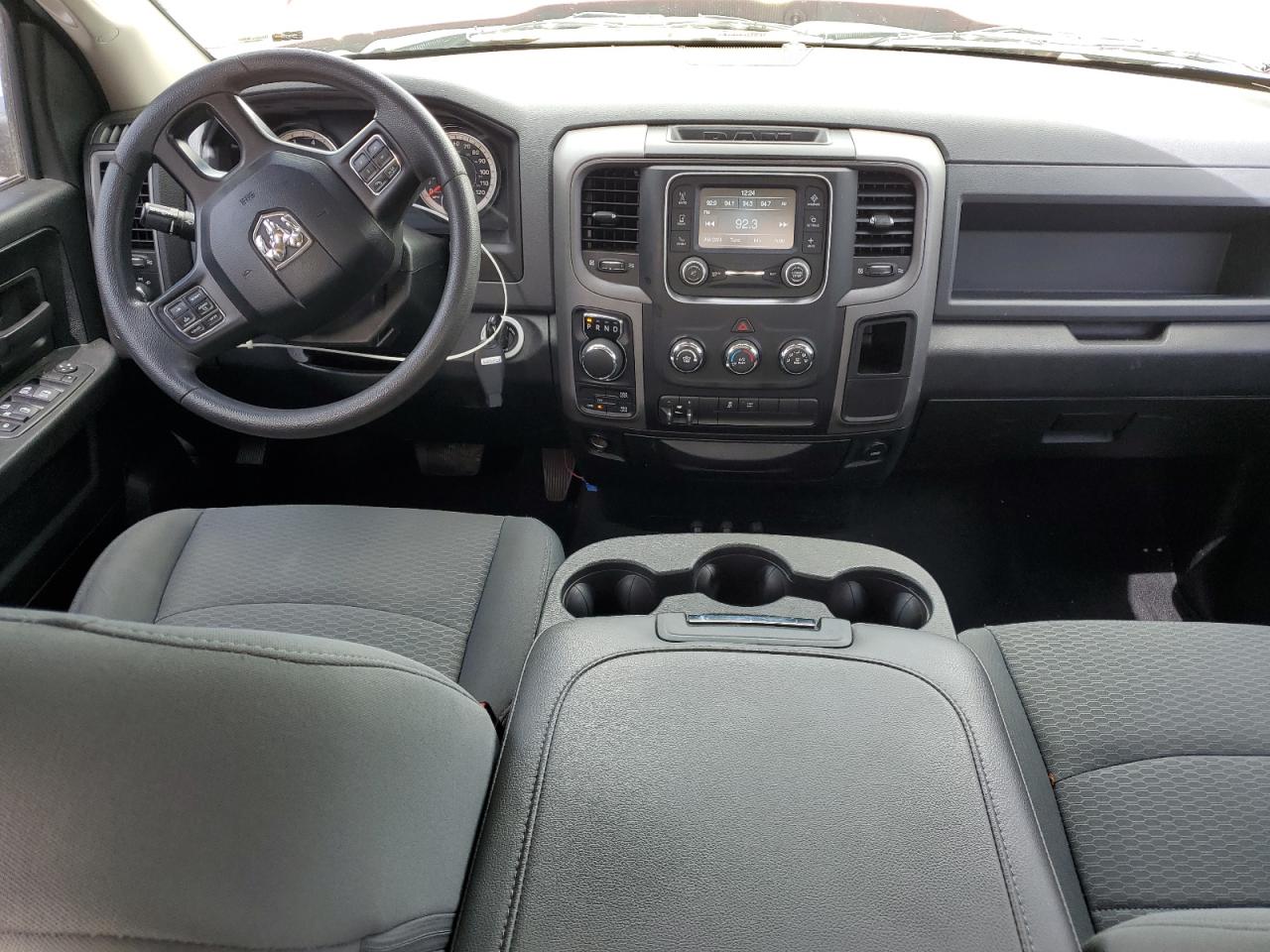 1C6RR7FT1JS153216 2018 Ram 1500 St