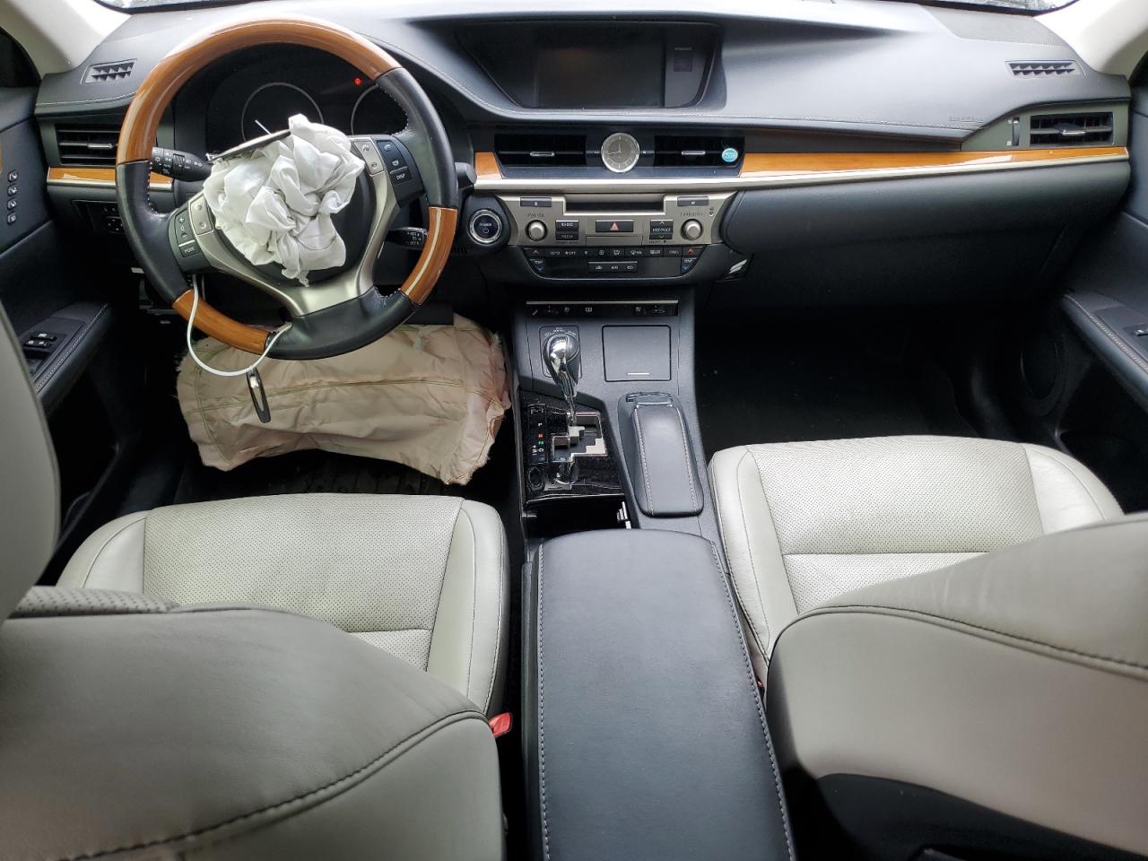 JTHBW1GG2F2098508 2015 Lexus Es 300H