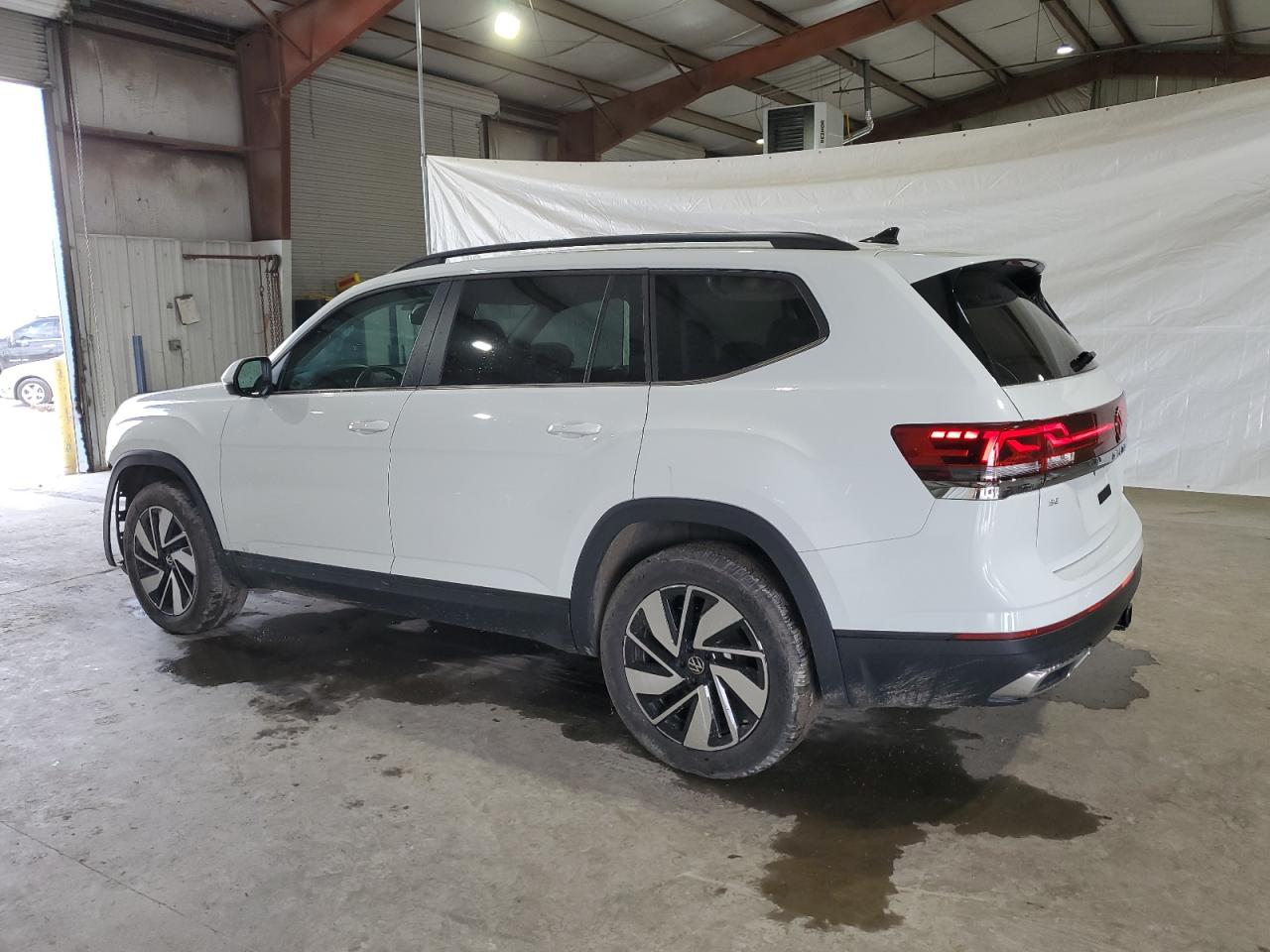 1V2HR2CA1RC537835 2024 Volkswagen Atlas Se