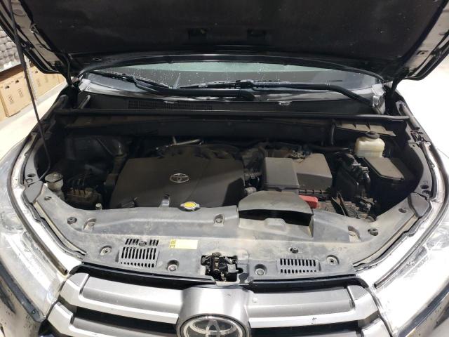 2017 Toyota Highlander Le VIN: 5TDBZRFH7HS363887 Lot: 54439234