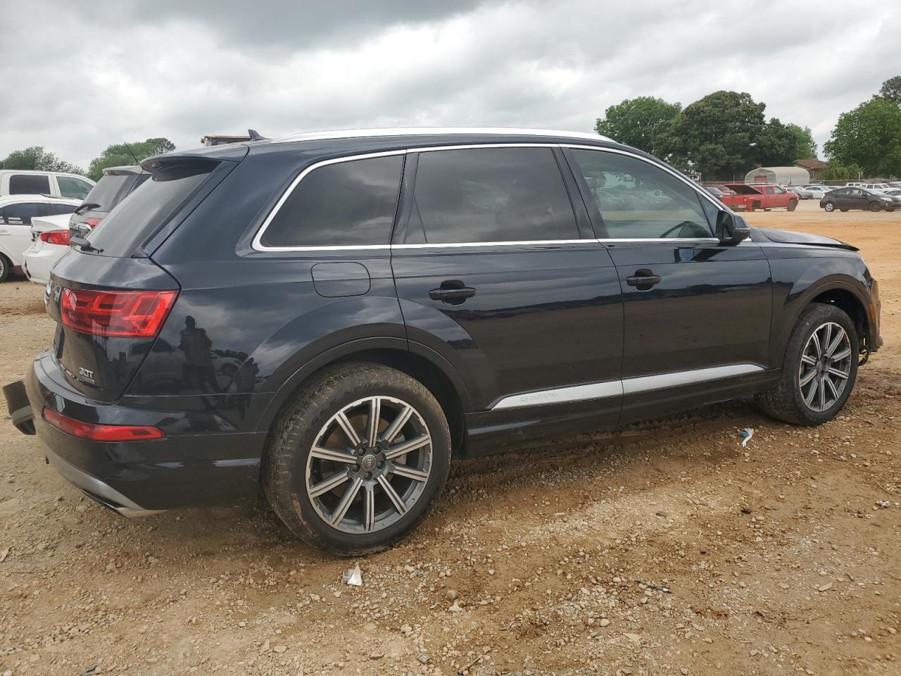 WA1LAAF74HD011795 2017 Audi Q7 Premium Plus