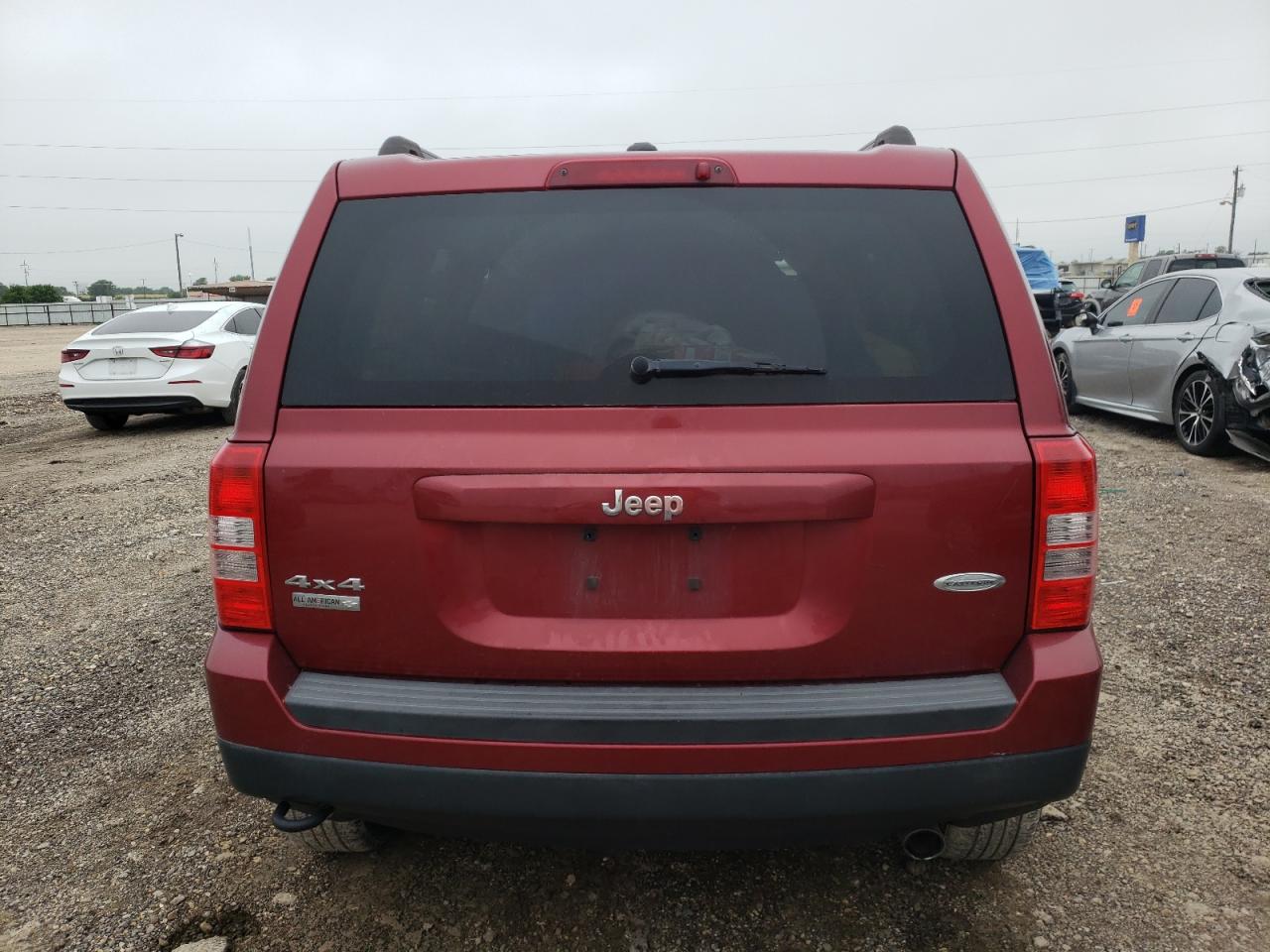 1C4NJRFBXFD188978 2015 Jeep Patriot Latitude