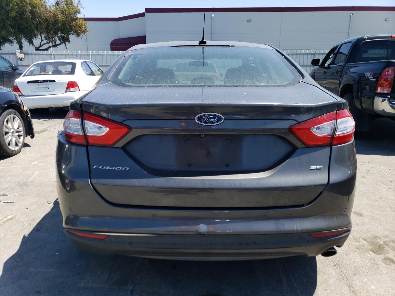 3FA6P0H70FR295185 2015 Ford Fusion Se