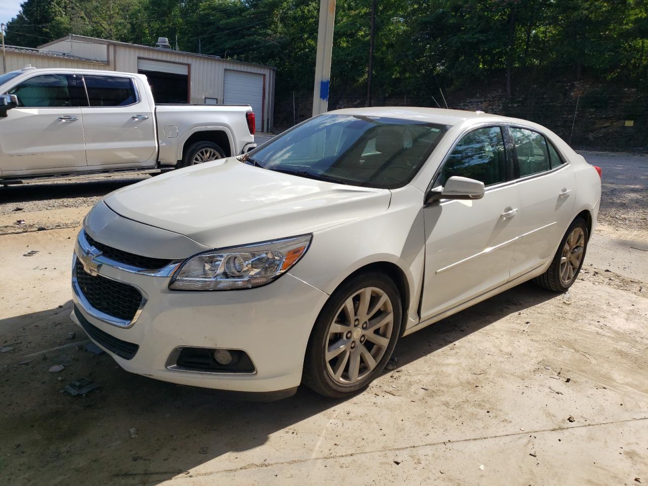 1G11D5SLXFU146610 2015 Chevrolet Malibu 2Lt