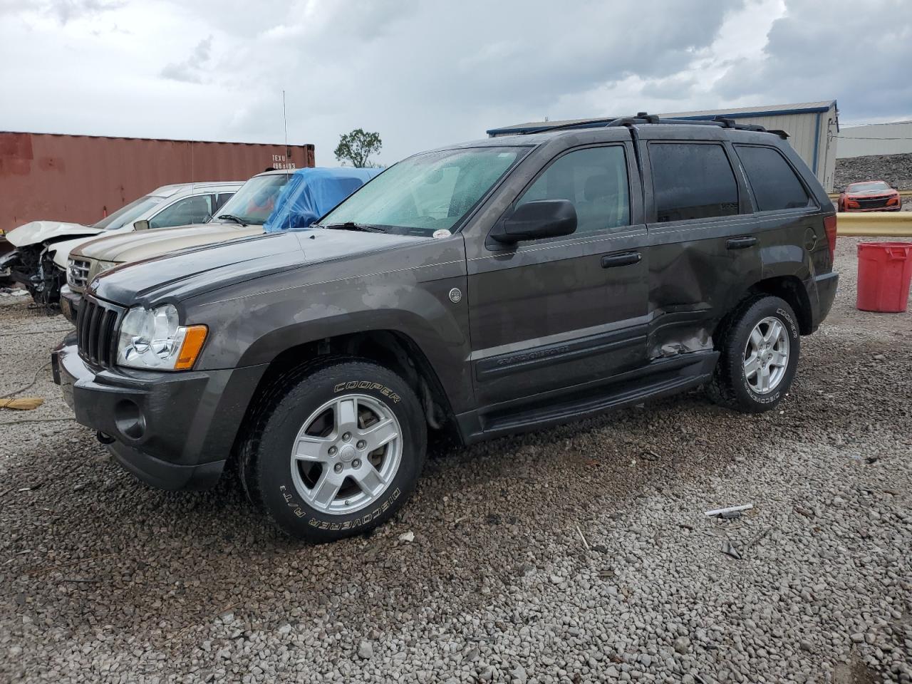 1J4HR48N15C602860 2005 Jeep Grand Cherokee Laredo