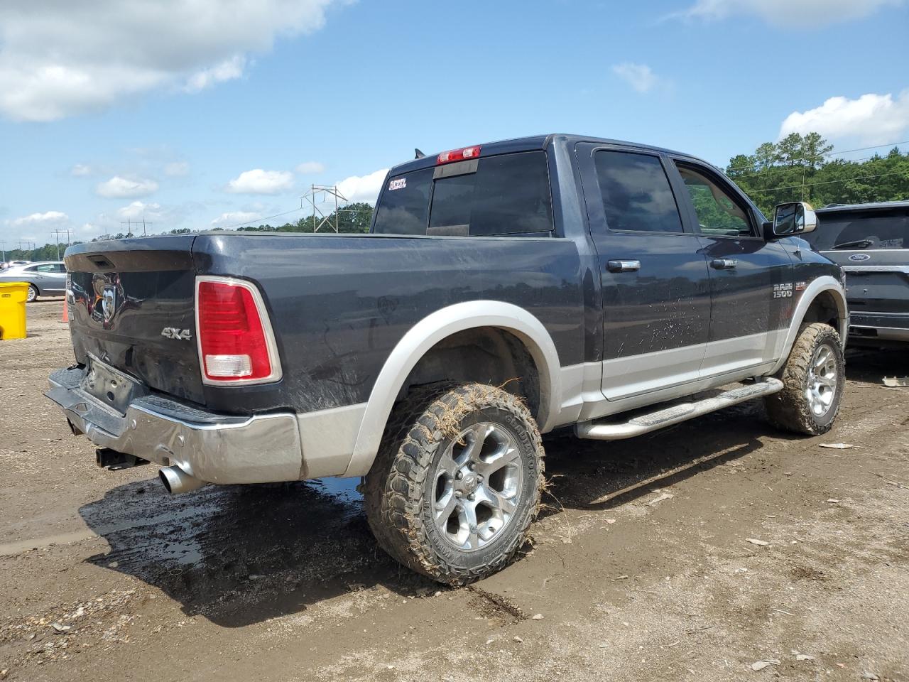 1C6RR7NT6HS720919 2017 Ram 1500 Laramie