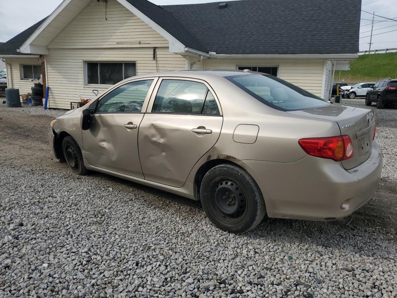 1NXBU4EE5AZ313821 2010 Toyota Corolla Base