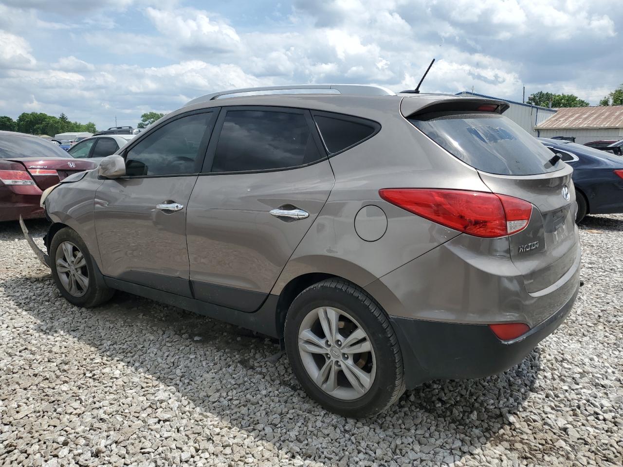 KM8JU3AC8BU125533 2011 Hyundai Tucson Gls