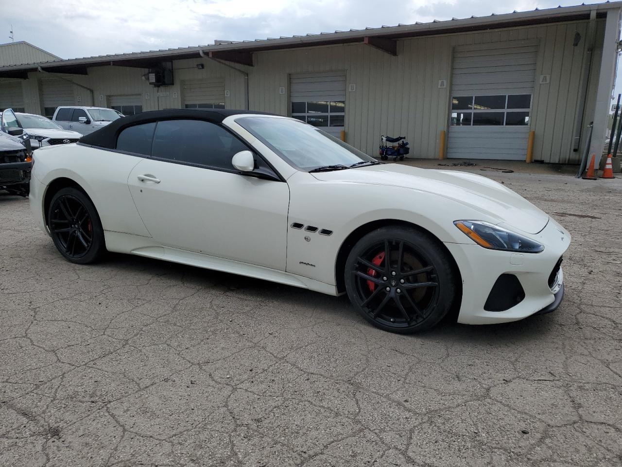 ZAM45VMAXJ0291042 2018 Maserati Granturismo S