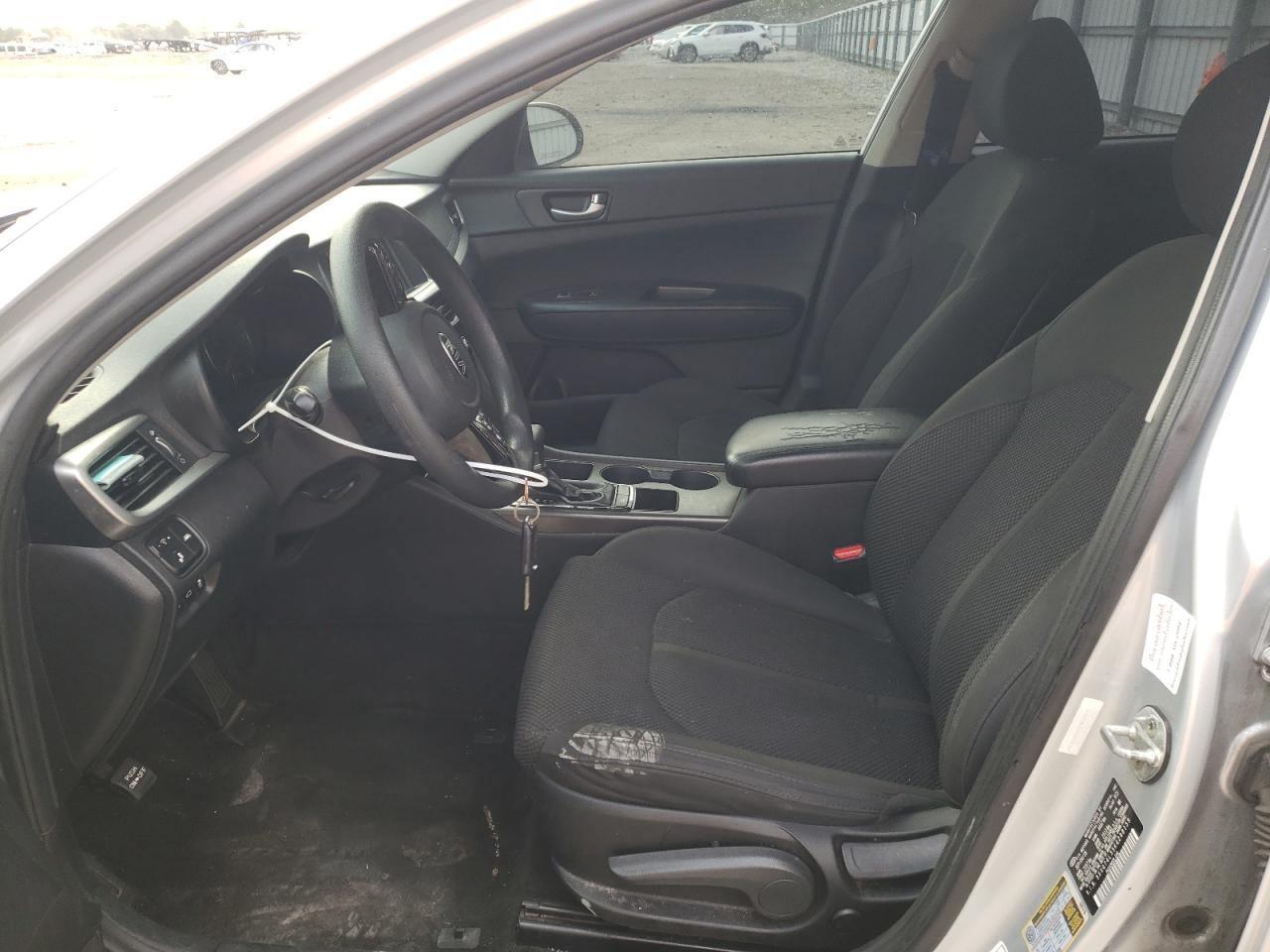 5XXGT4L35KG298159 2019 Kia Optima Lx