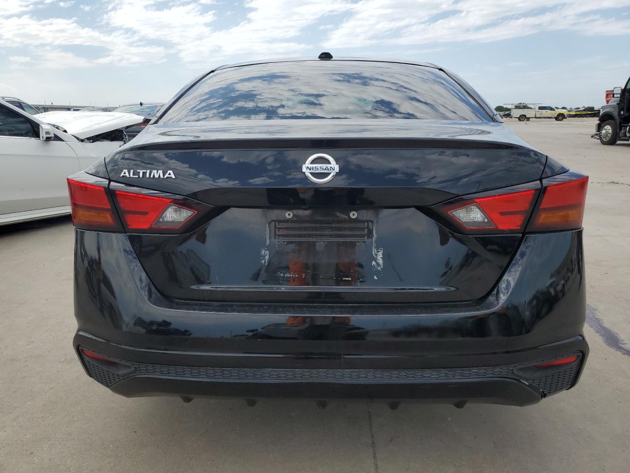 2019 Nissan Altima S vin: 1N4BL4BV5KC240782