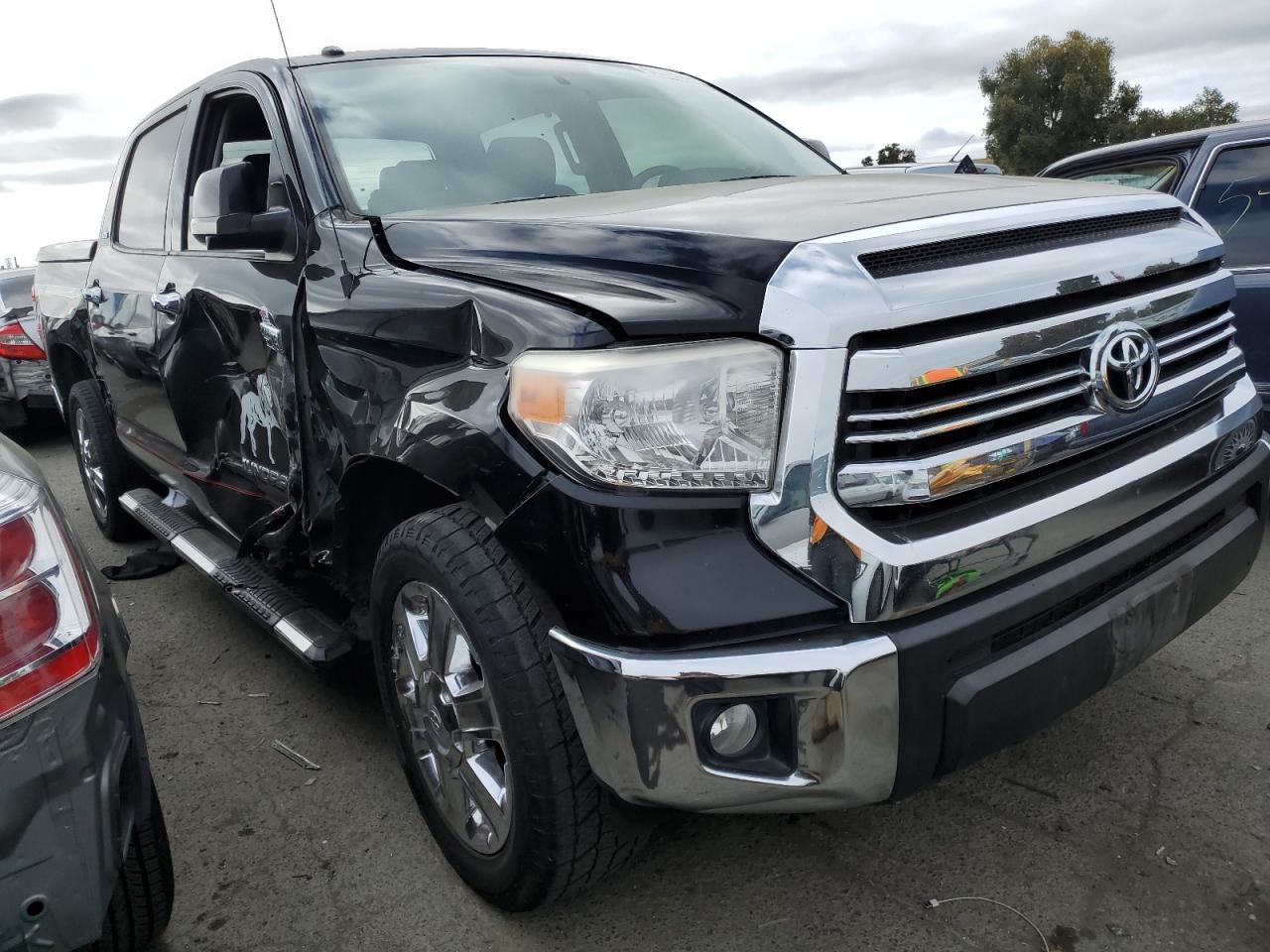 5TFEY5F19GX192418 2016 Toyota Tundra Crewmax Sr5