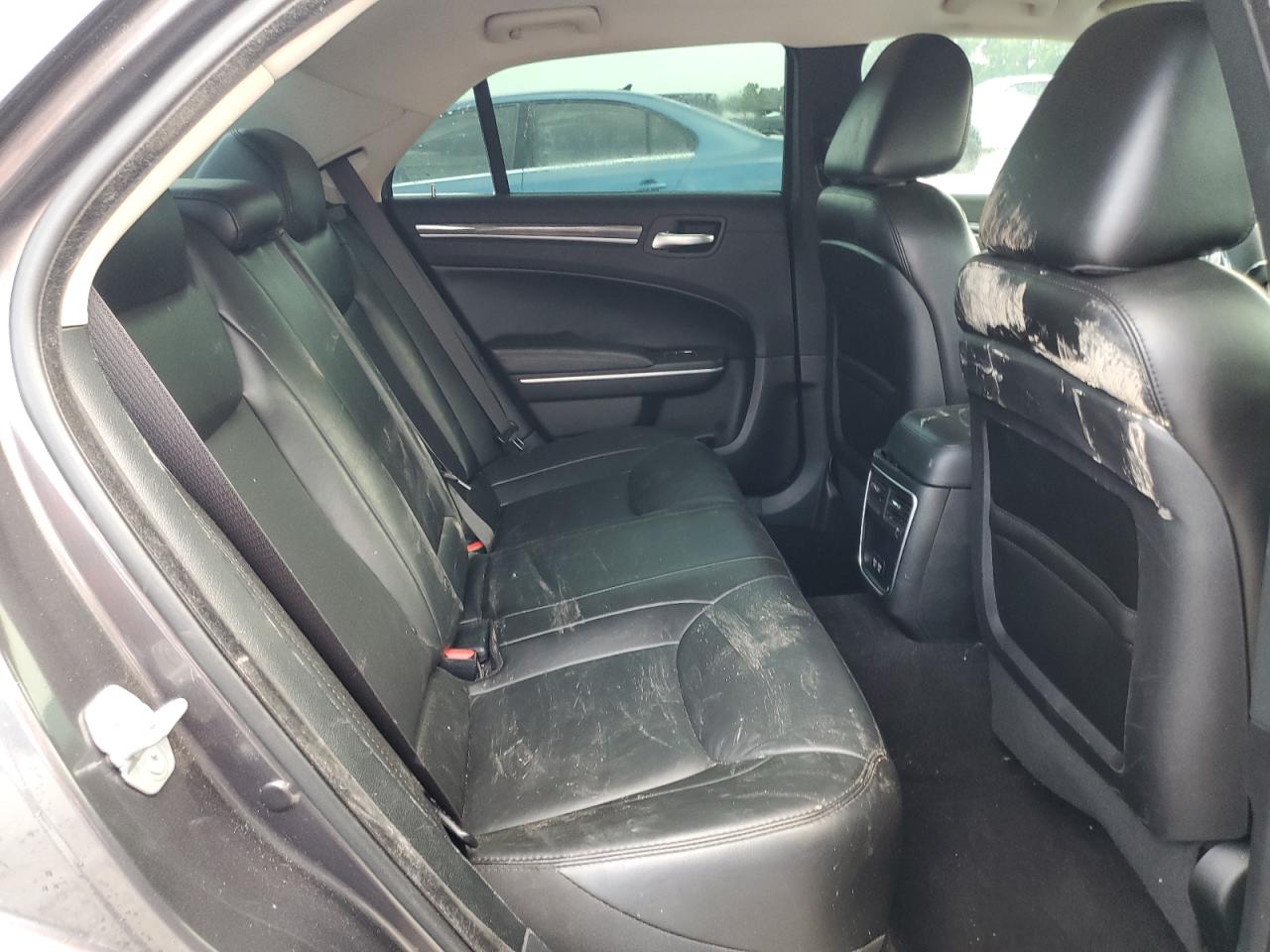 2C3CCAAG7KH602192 2019 Chrysler 300 Touring