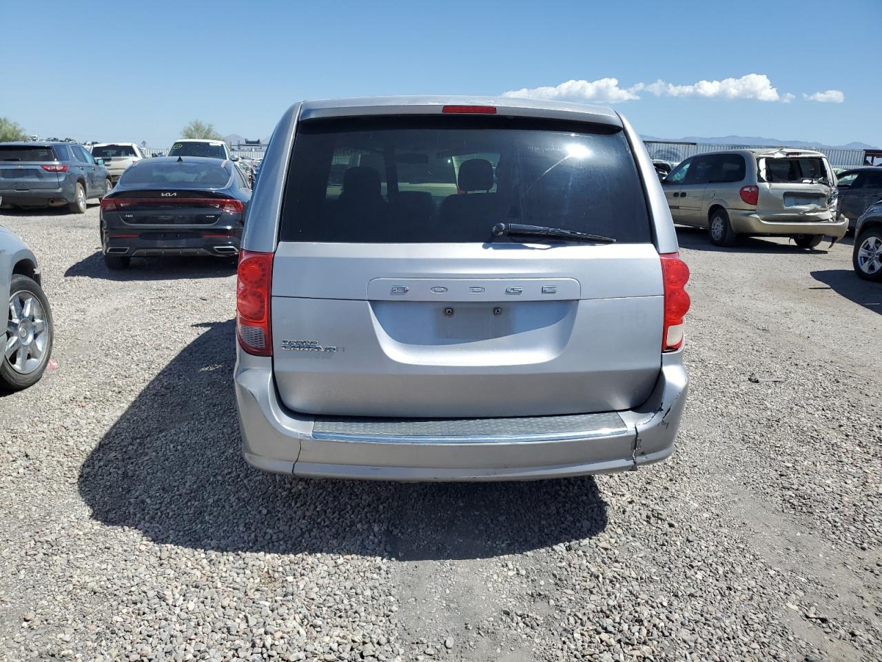 2C4RDGBG2GR146611 2016 Dodge Grand Caravan Se