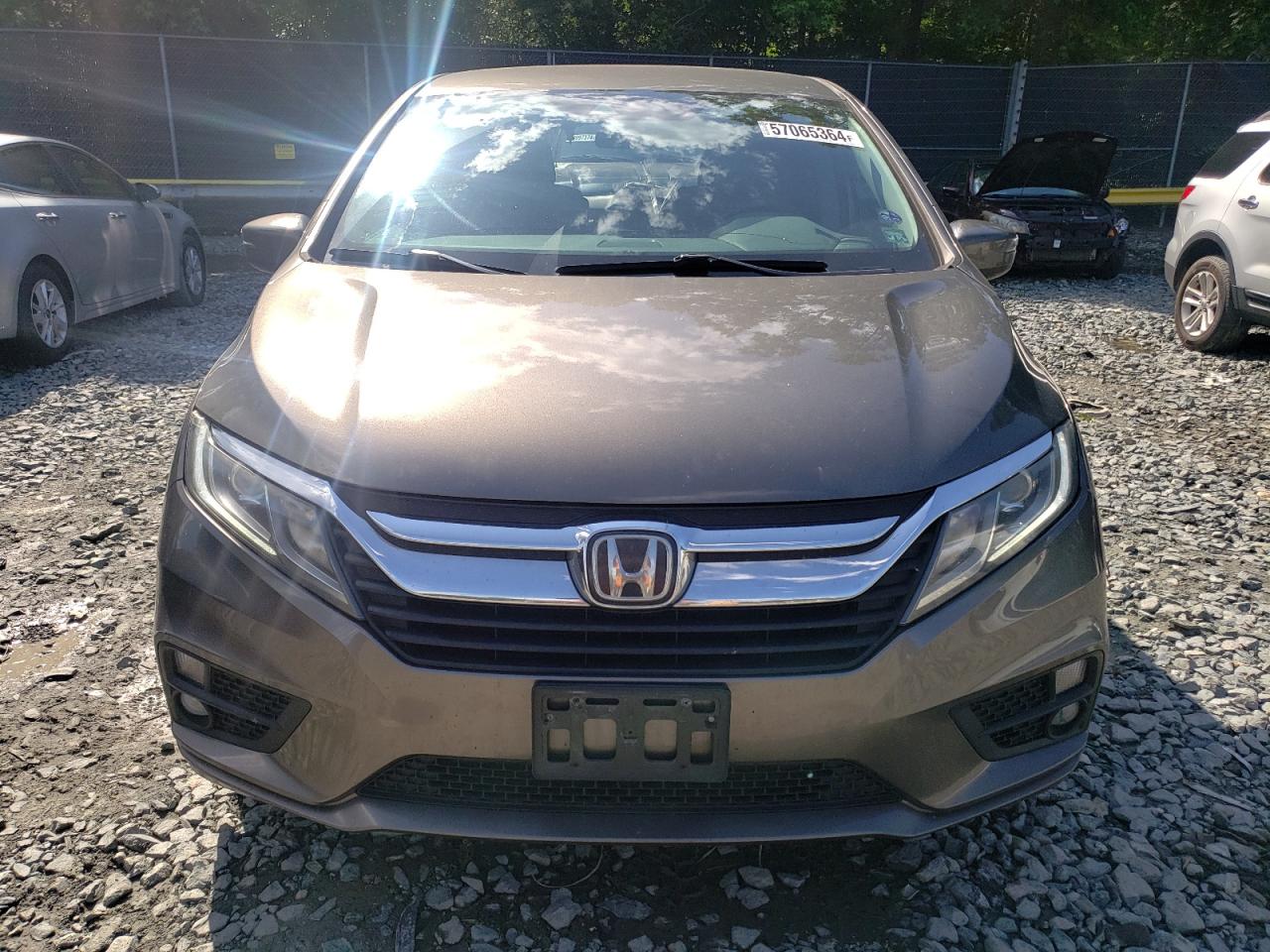 5FNRL6H54JB086143 2018 Honda Odyssey Ex