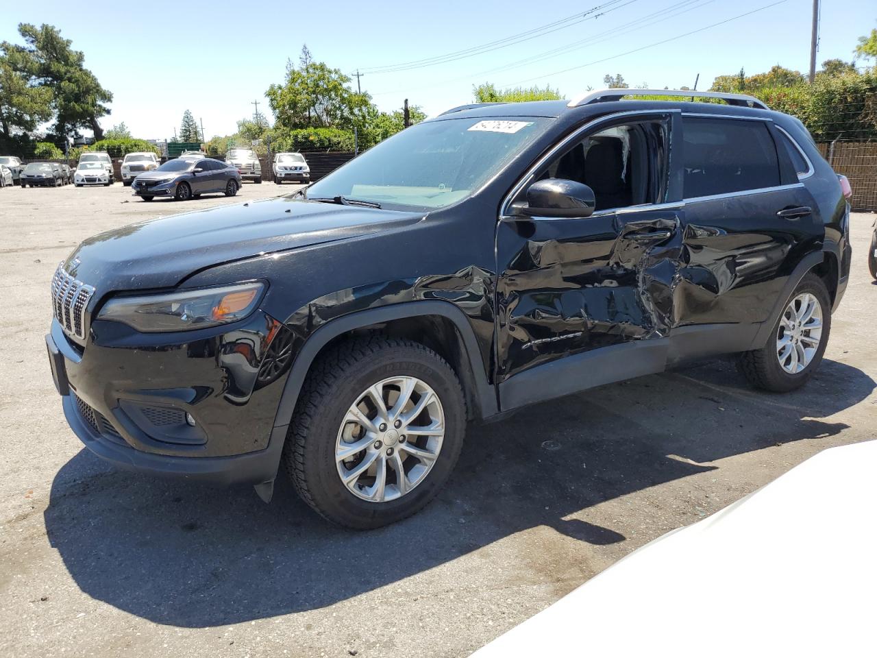 1C4PJMCB2KD474799 2019 Jeep Cherokee Latitude