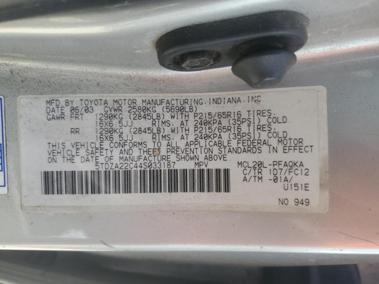 5TDZA22C44S033187 2004 Toyota Sienna Xle