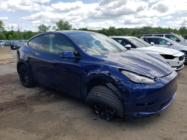 7SAYGAEE9RF011461 Tesla Model Y  4