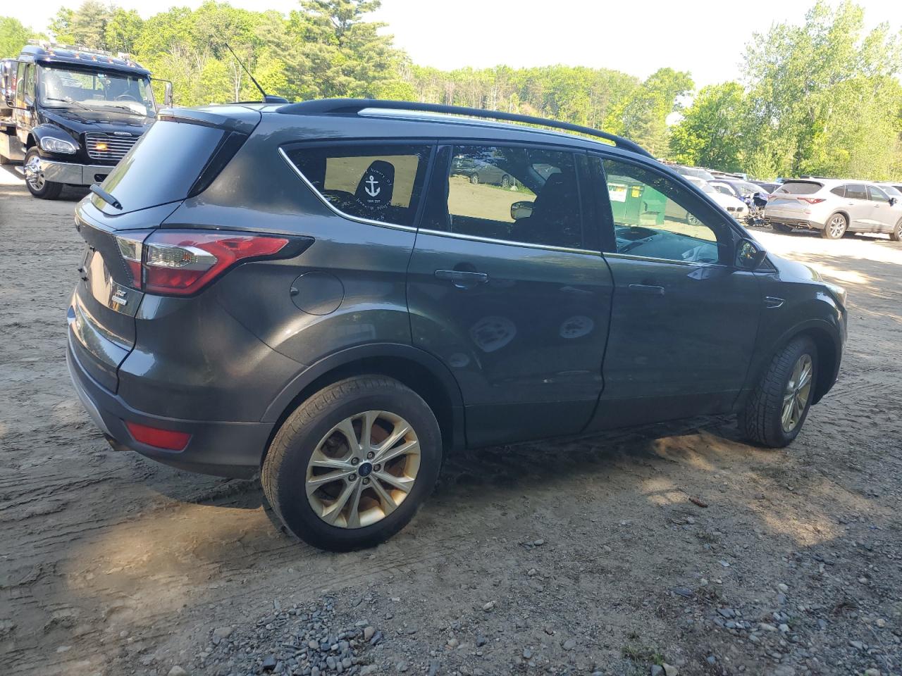 1FMCU0GD1JUC13068 2018 Ford Escape Se