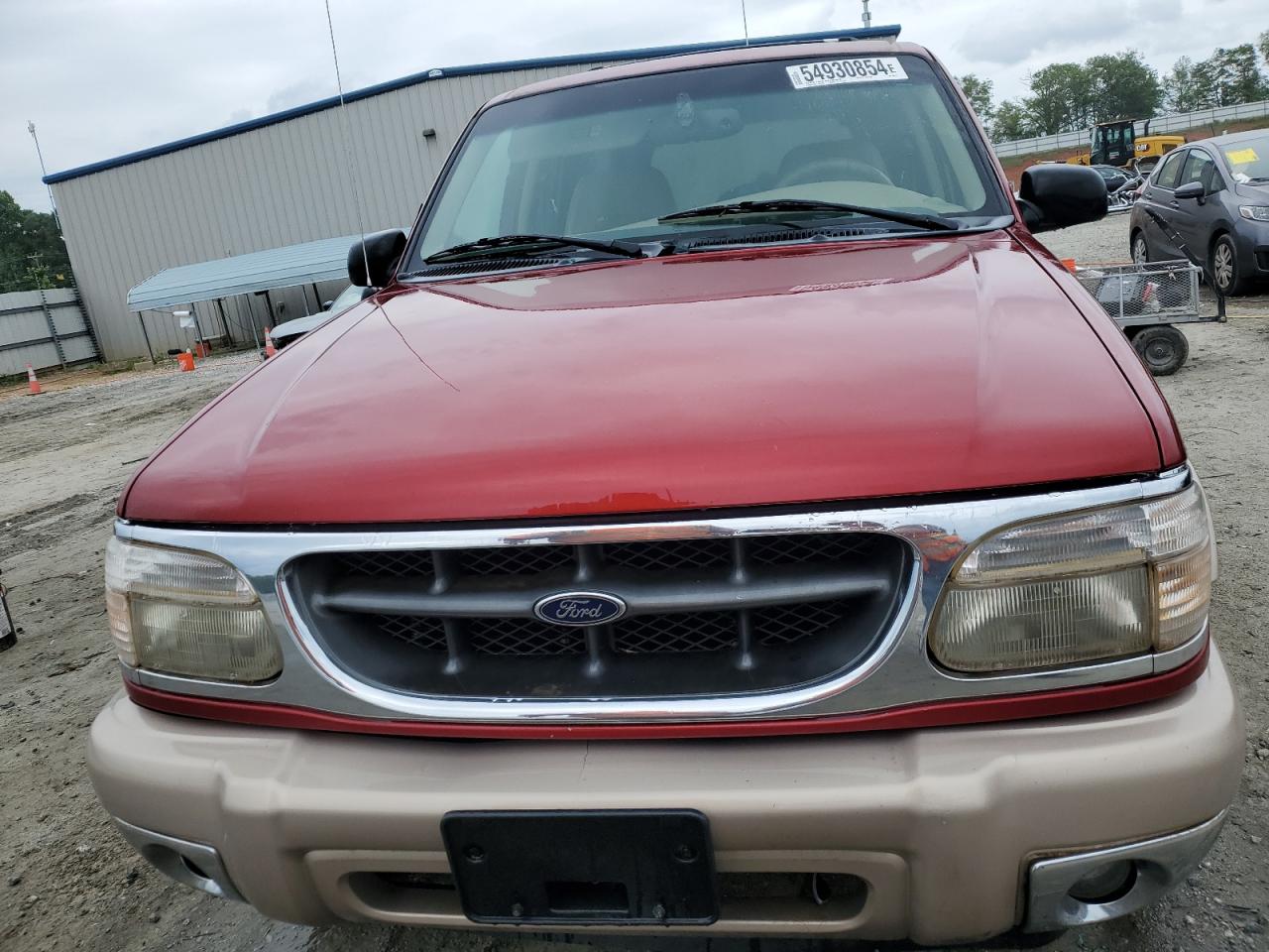 1FMZU64E0YUB64711 2000 Ford Explorer Eddie Bauer