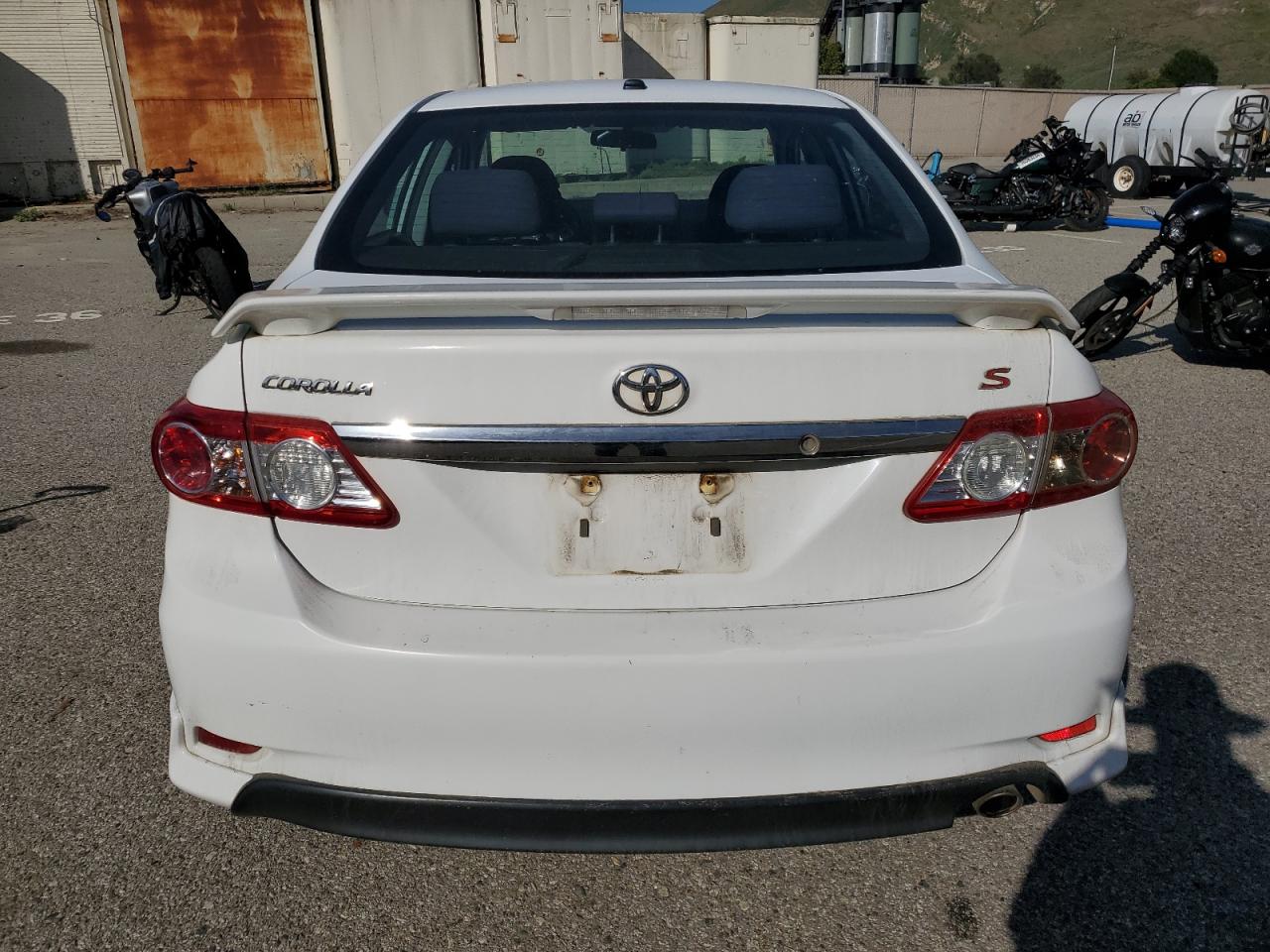 2T1BU4EE3BC724640 2011 Toyota Corolla Base