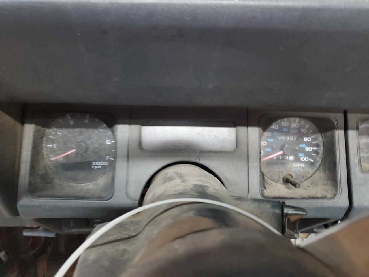 2J4FY19P6NJ530794 1992 Jeep Wrangler / Yj S