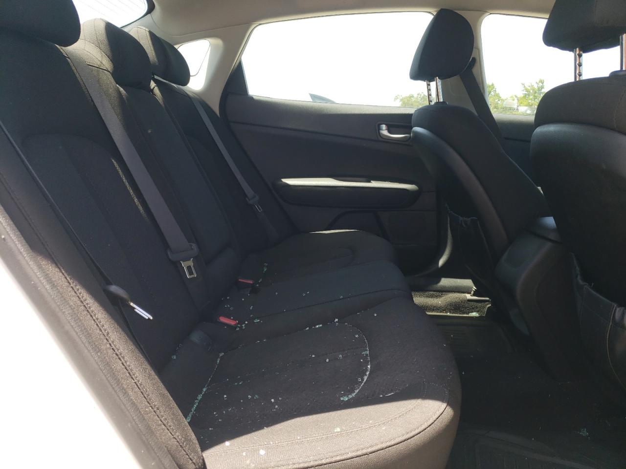 5XXGT4L33JG178696 2018 Kia Optima Lx