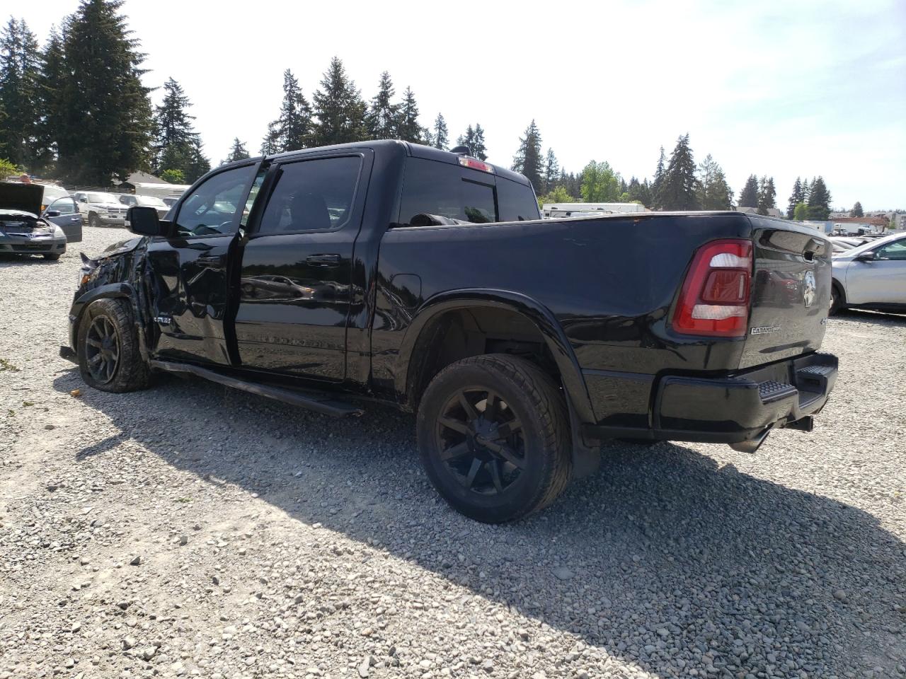 1C6SRFJT9KN586267 2019 Ram 1500 Laramie