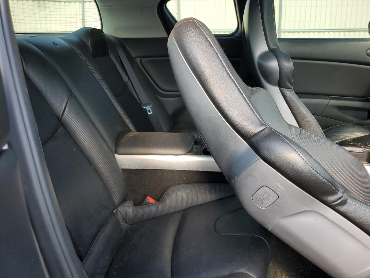 JM1FE17N340107181 2004 Mazda Rx8