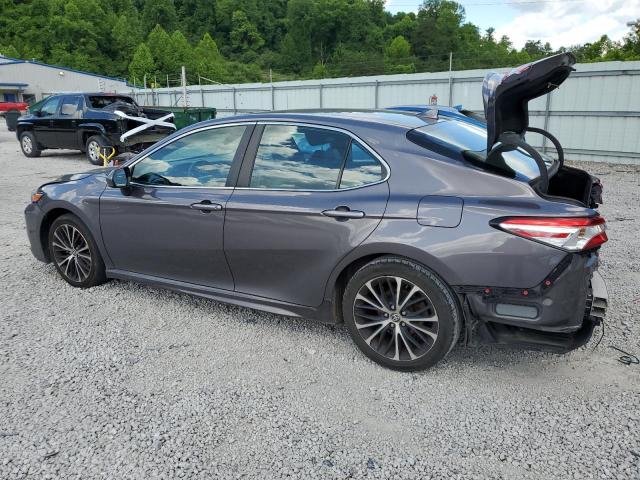 4T1G11AK6LU361033 Toyota Camry SE 2