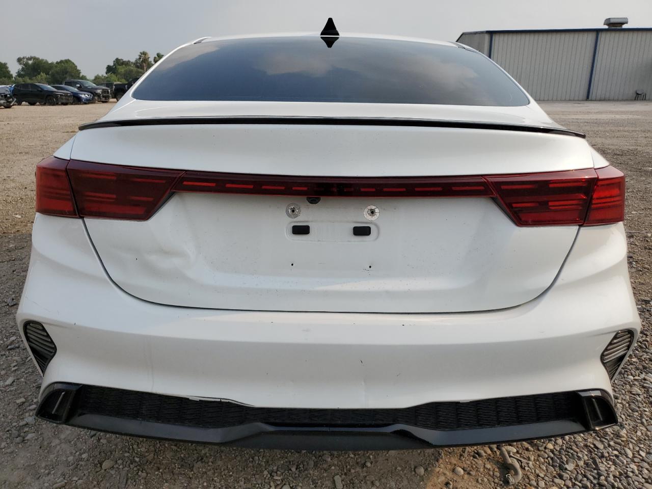 3KPF54AD1NE483842 2022 Kia Forte Gt Line