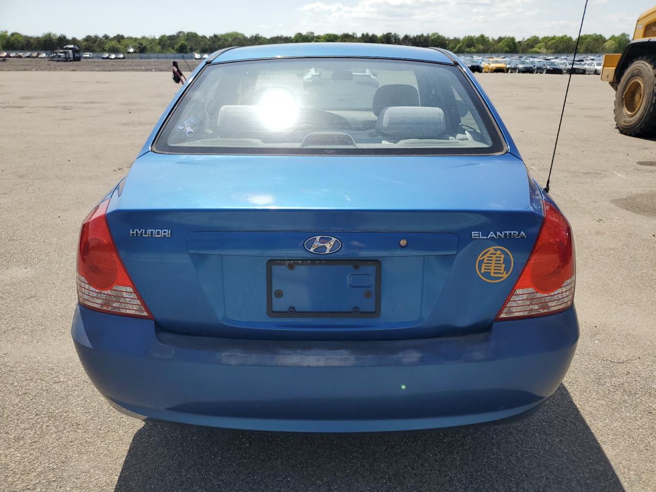 KMHDN46D84U815836 2004 Hyundai Elantra Gls