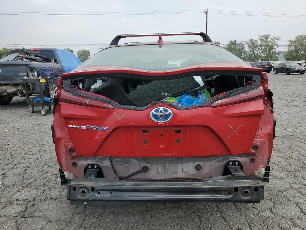 JTDKAMFP5M3186785 2021 Toyota Prius Prime Le