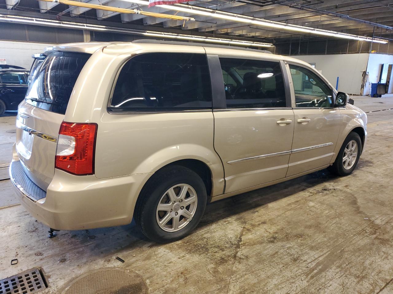 2C4RC1BG9DR526492 2013 Chrysler Town & Country Touring