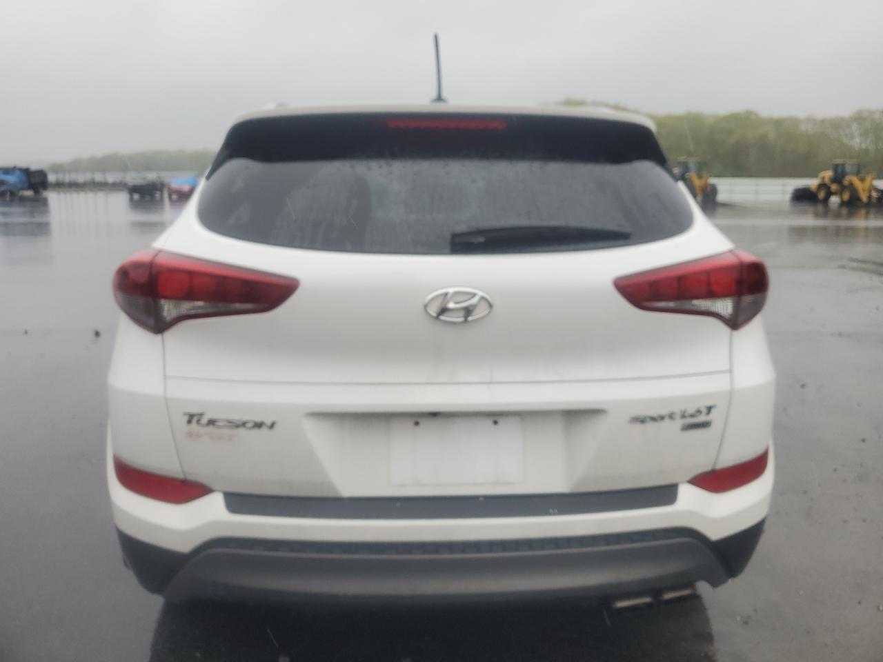 KM8J3CA26GU022127 2016 Hyundai Tucson Limited