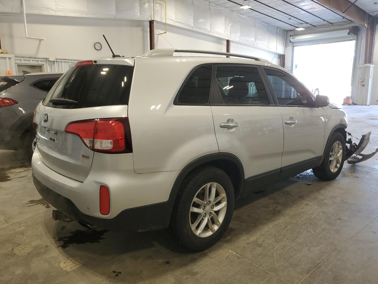 5XYKT3A63FG570338 2015 Kia Sorento Lx