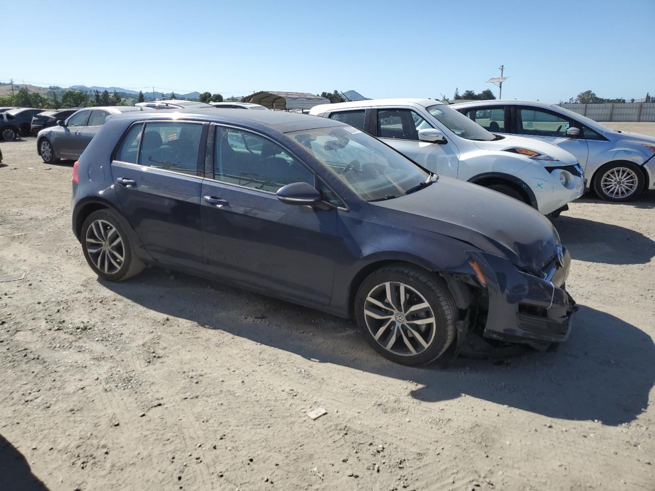 2017 Volkswagen Golf S vin: 3VW217AU4HM035694