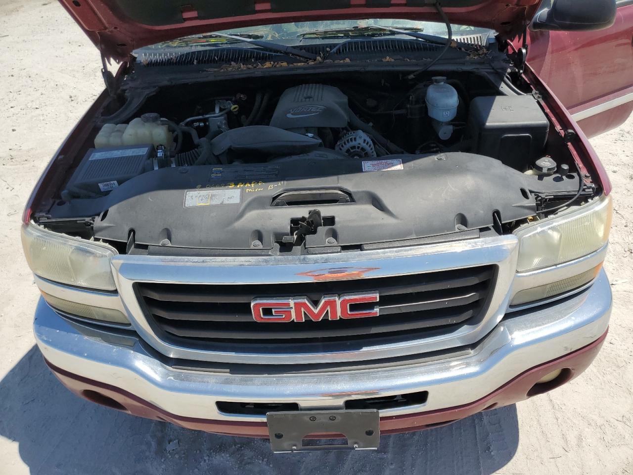 2GTEK19T841329493 2004 GMC New Sierra K1500