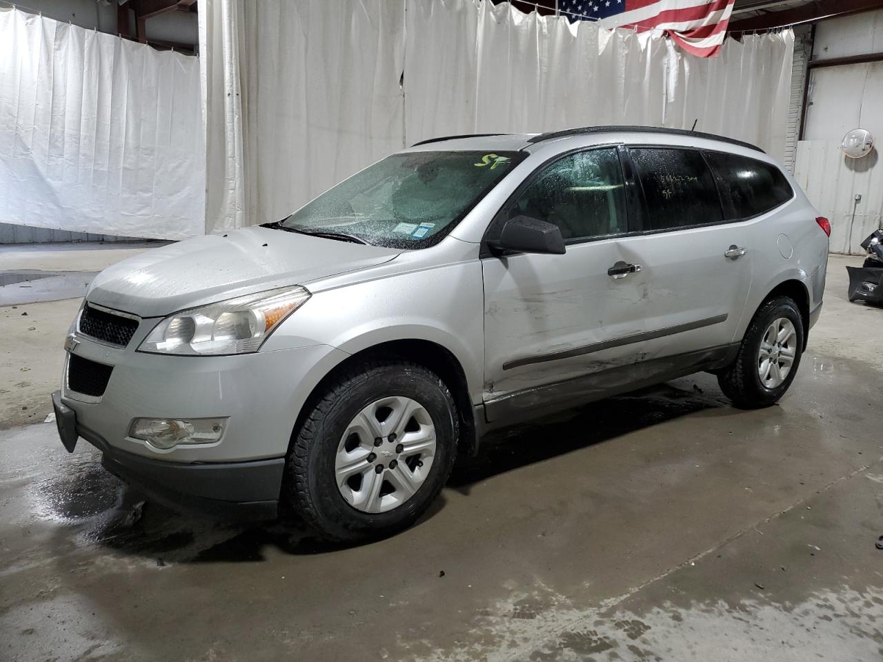 1GNKVFED1CJ381095 2012 Chevrolet Traverse Ls