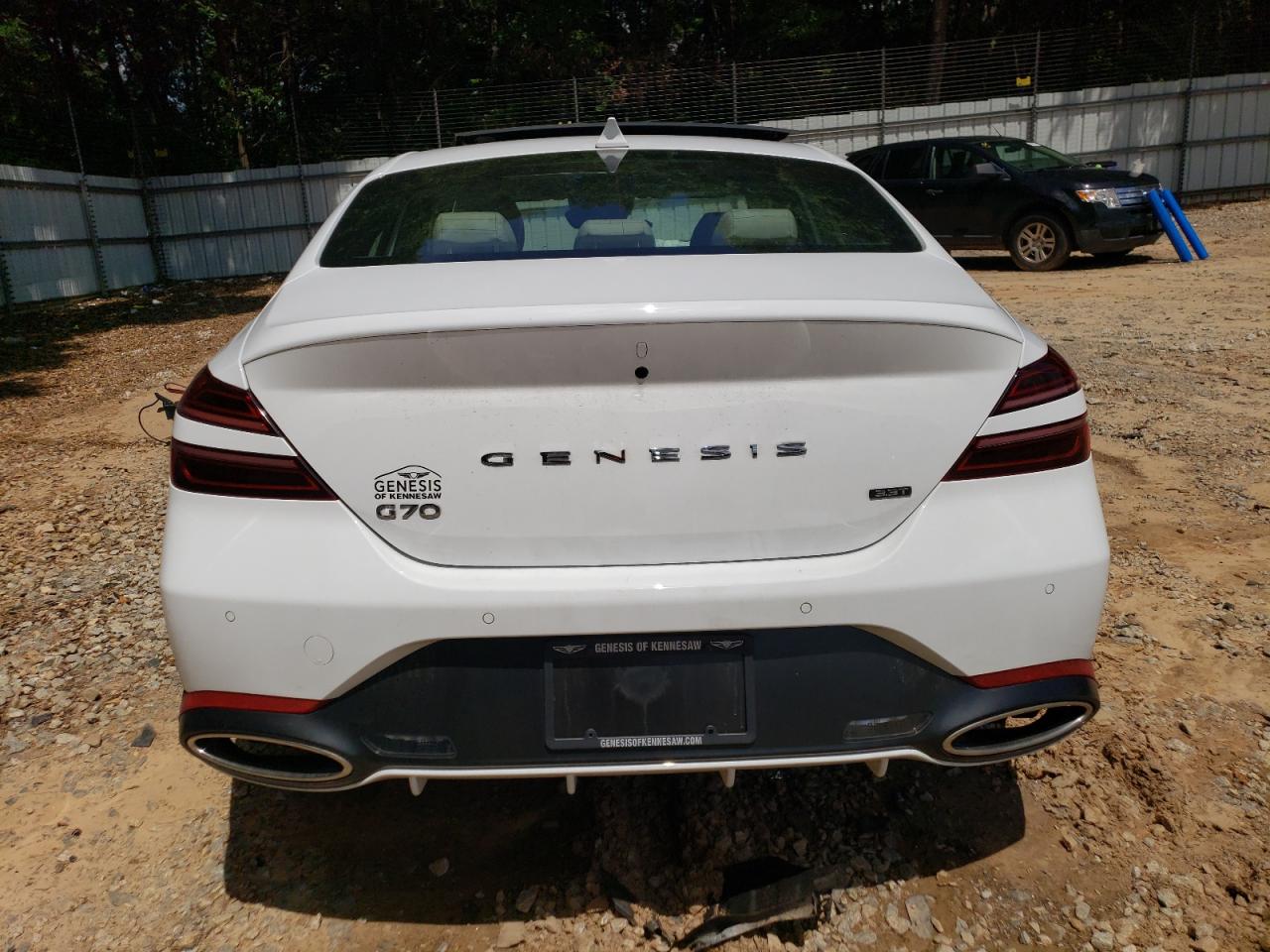 KMTG54TE7PU113320 2023 Genesis G70 Base