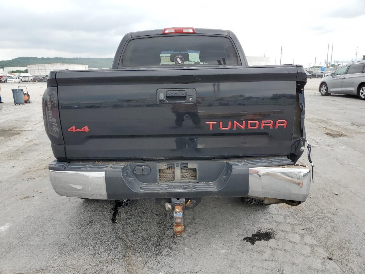 5TFDW5F13GX579290 2016 Toyota Tundra Crewmax Sr5