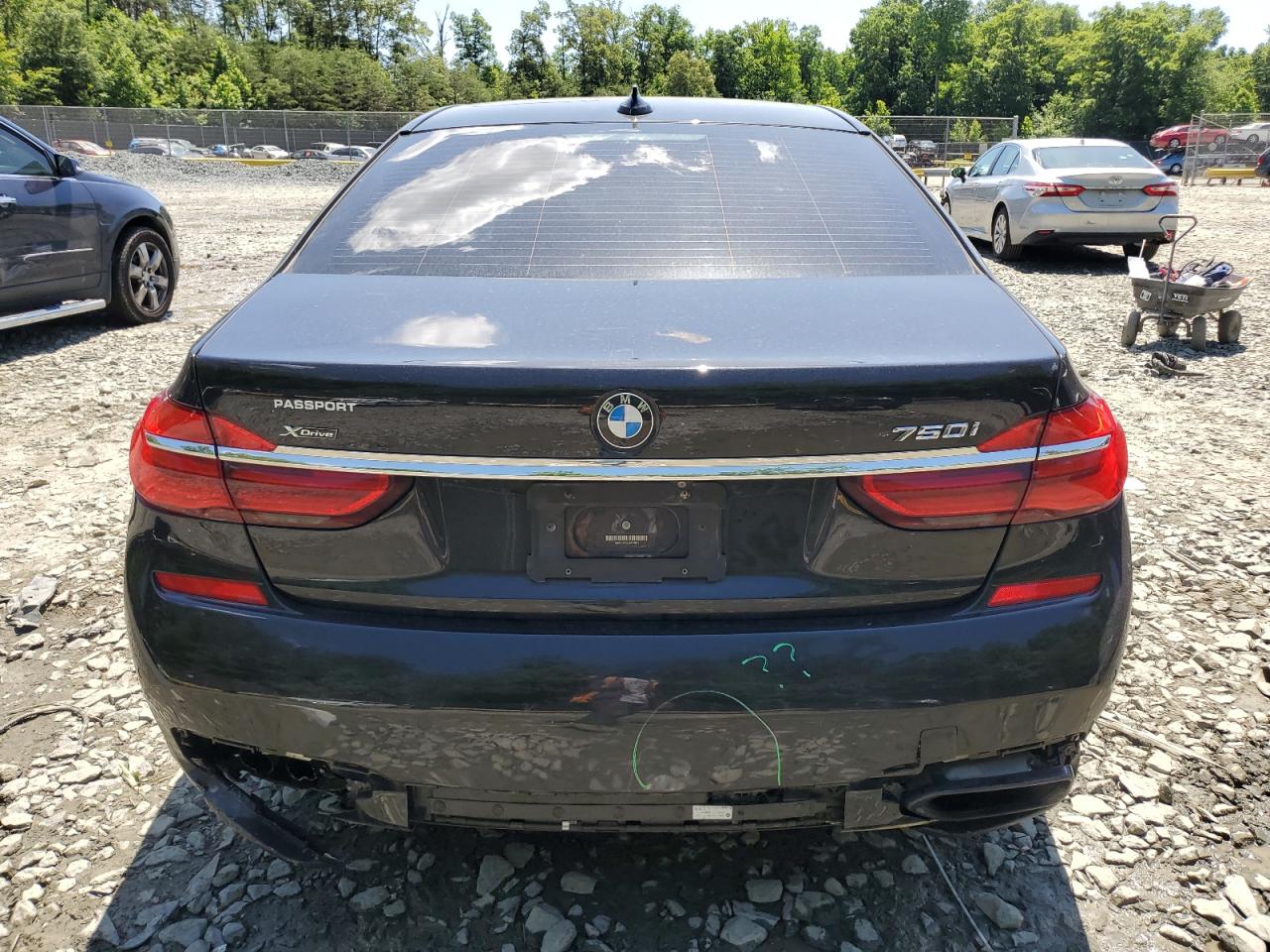 WBA7F2C52JG424611 2018 BMW 750 Xi
