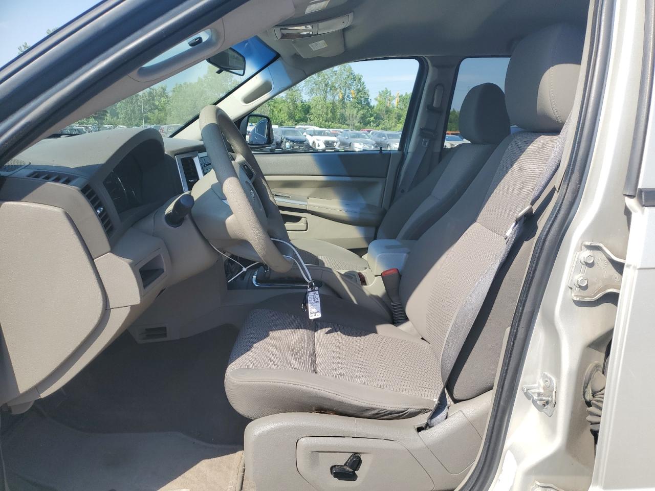 1J8GR48K88C194099 2008 Jeep Grand Cherokee Laredo