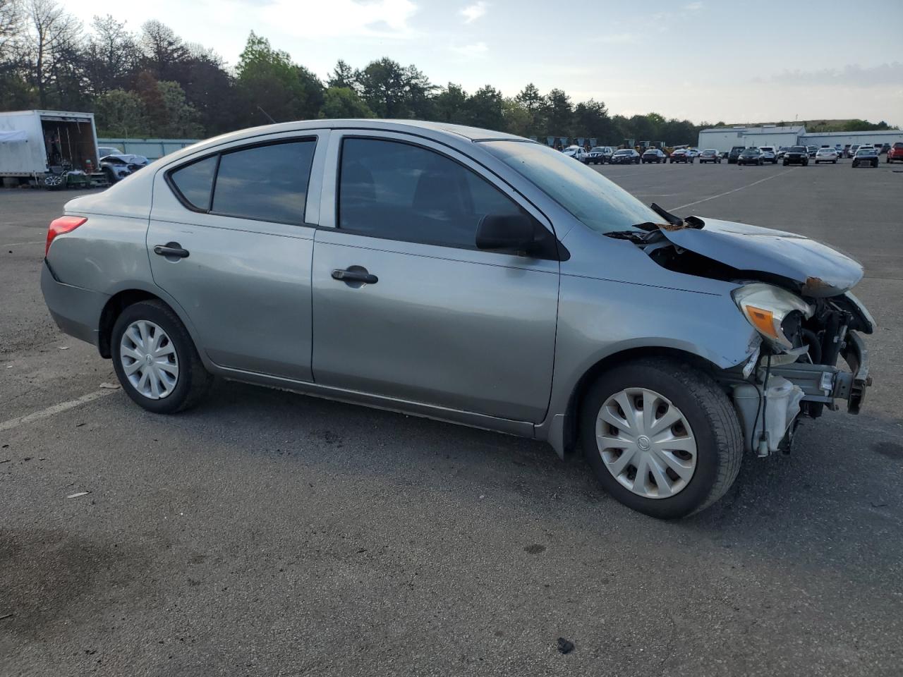 2012 Nissan Versa S vin: 3N1CN7AP1CL835716