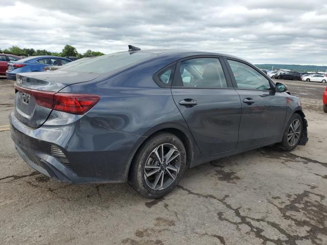 3KPF24AD7PE555994 Kia Forte LX 3