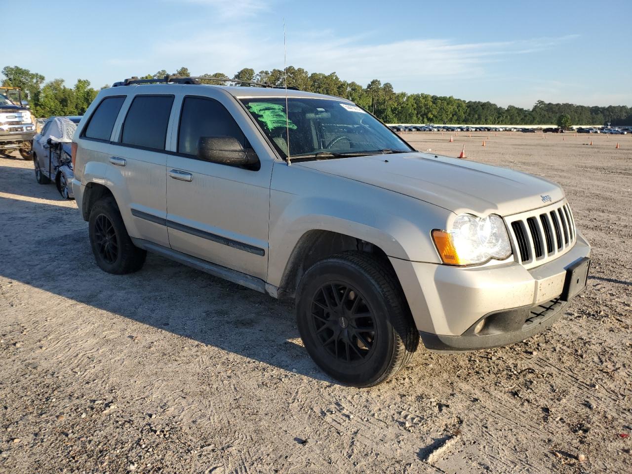 1J8GR48K98C147079 2008 Jeep Grand Cherokee Laredo