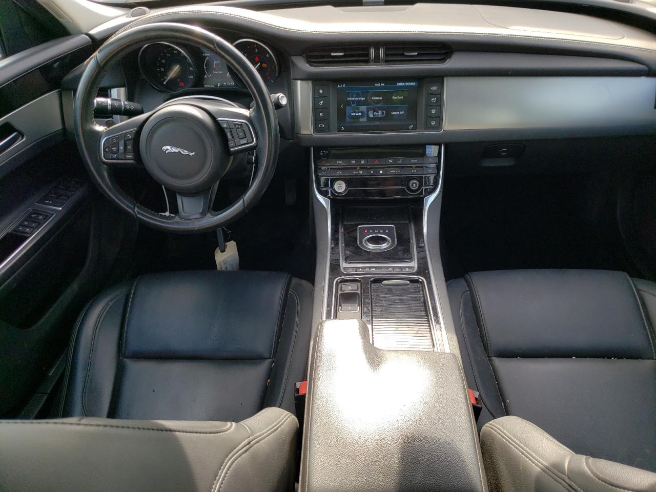 SAJBJ4BN2HCY51072 2017 Jaguar Xf Premium